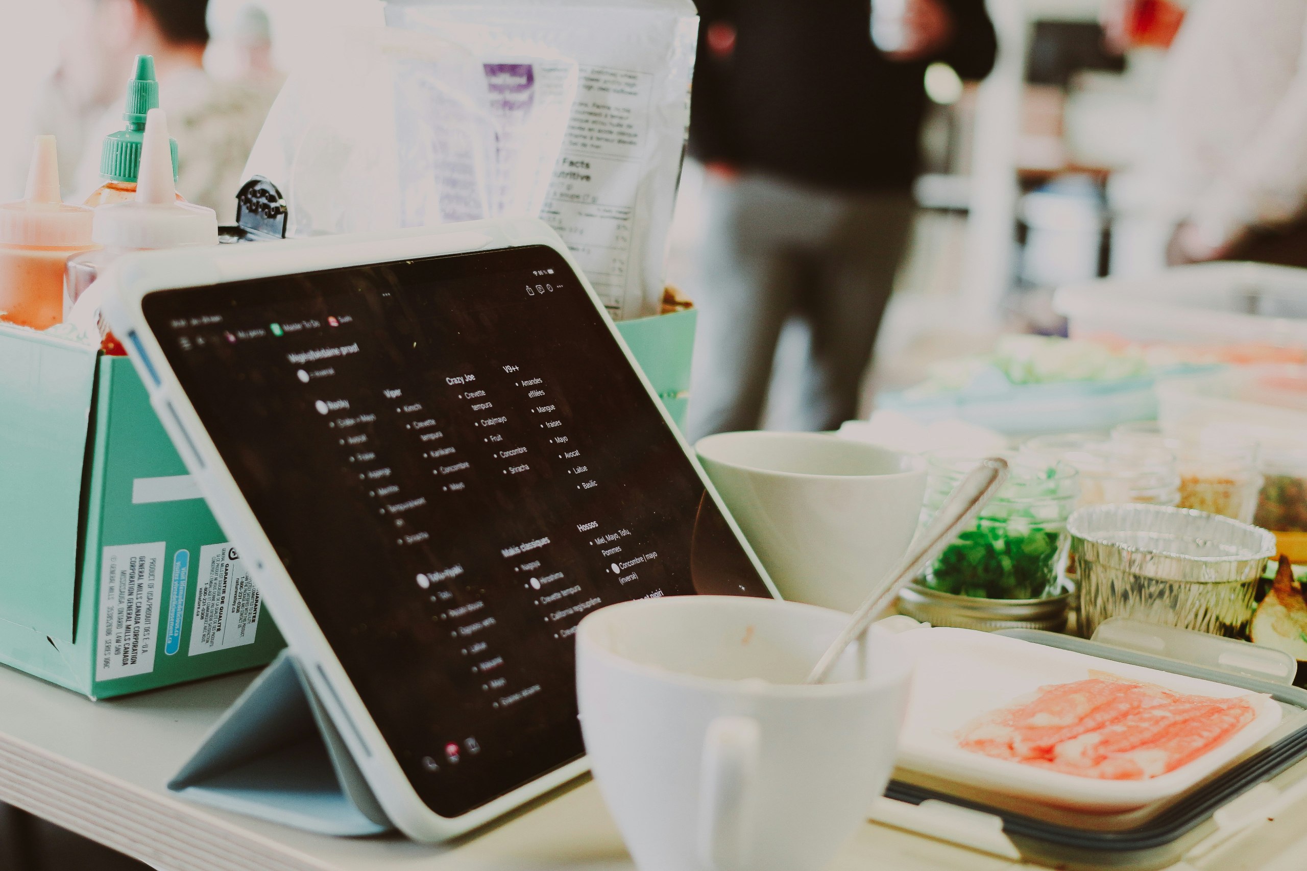 CRM для ресторана: полный гид (кафе, бар, кальянная) + подбор системы - фото 2